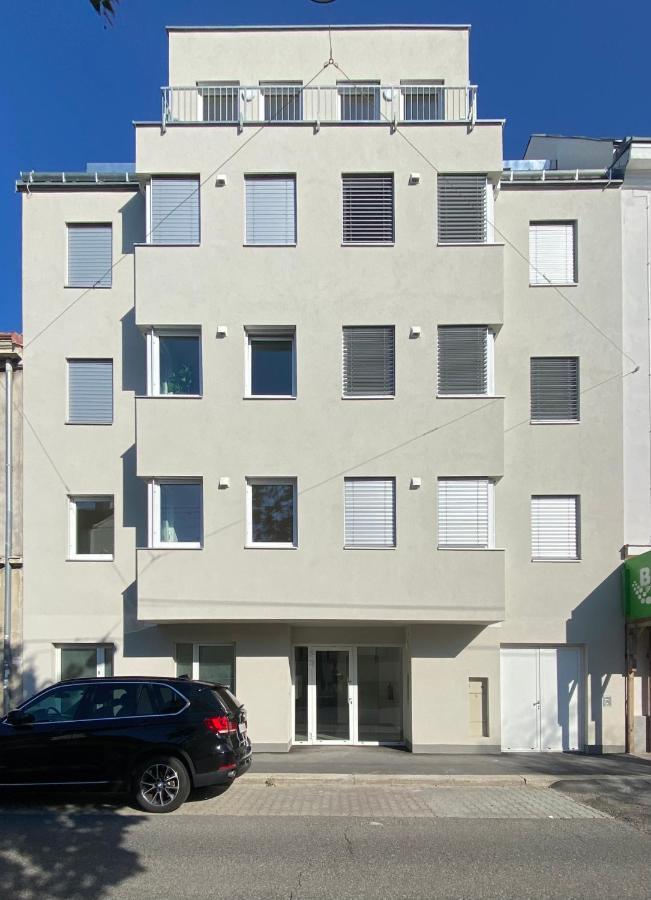 Stad10 - Apartments Very Close To Subway U2 Stadlau Вена Экстерьер фото