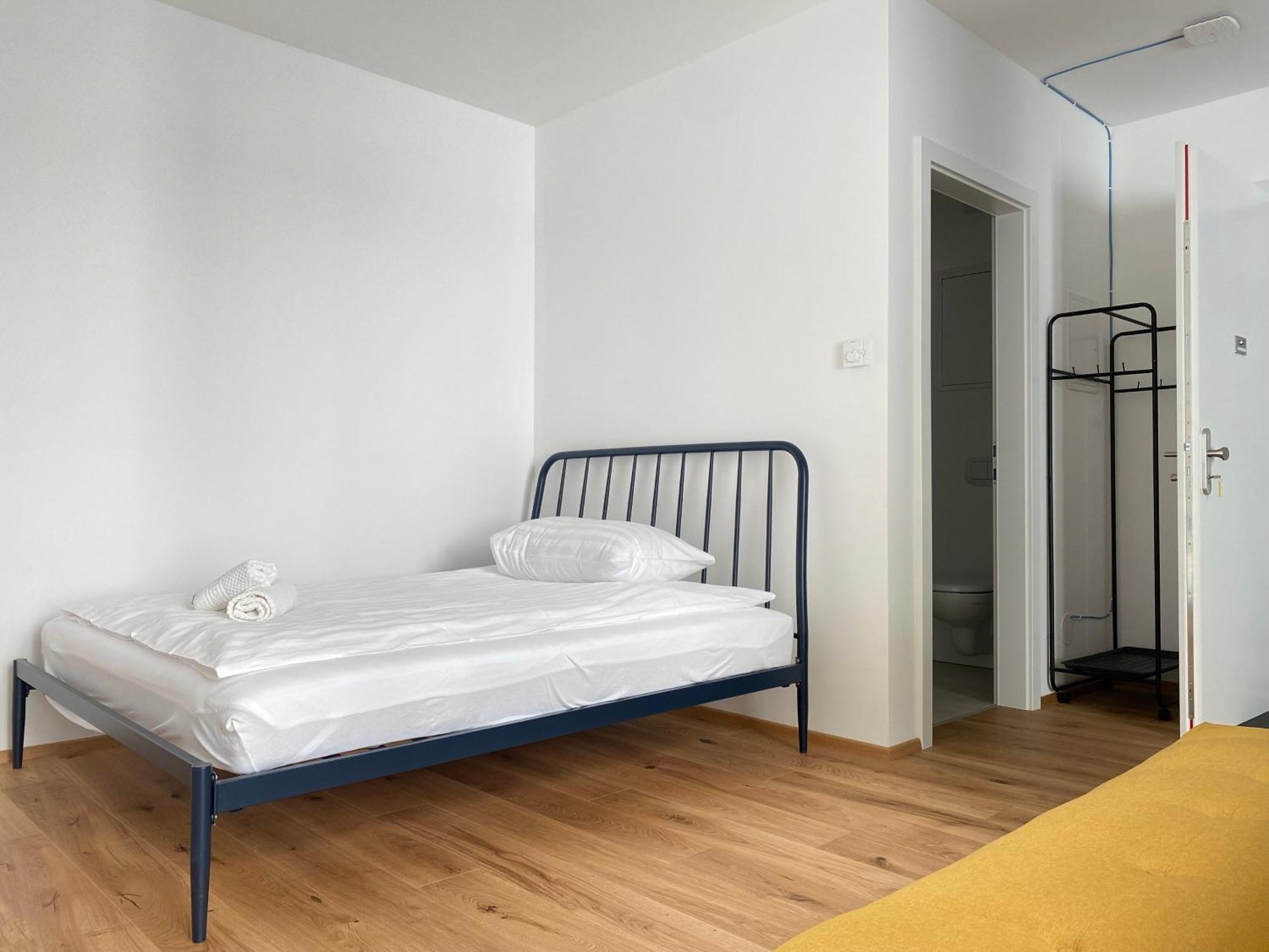 Stad10 - Apartments Very Close To Subway U2 Stadlau Вена Номер фото